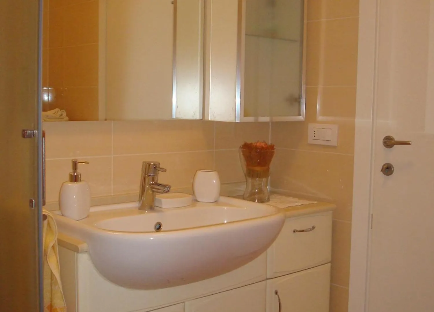 Appartement Elegante Appartamento Rimini Italië